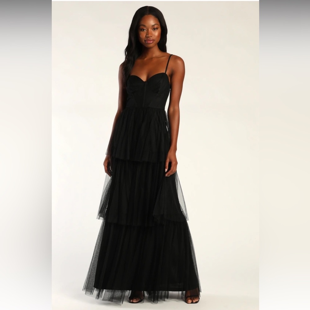 Lulus black tiered maxi dress